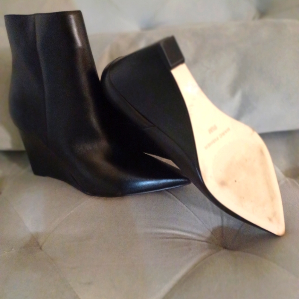 Marc fisher wedge ankle boot sz 9.5 black